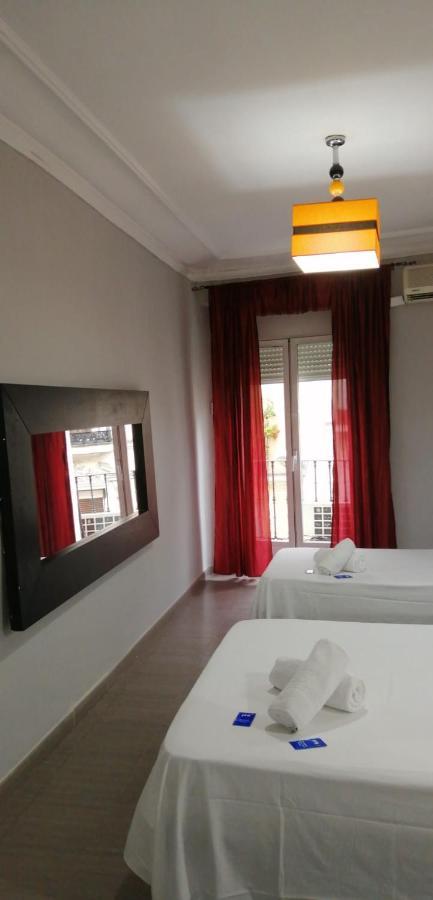 Hostal Oxum Madrid Eksteriør bilde