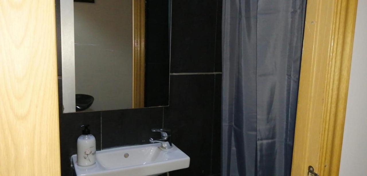 Hostal Oxum Madrid Eksteriør bilde