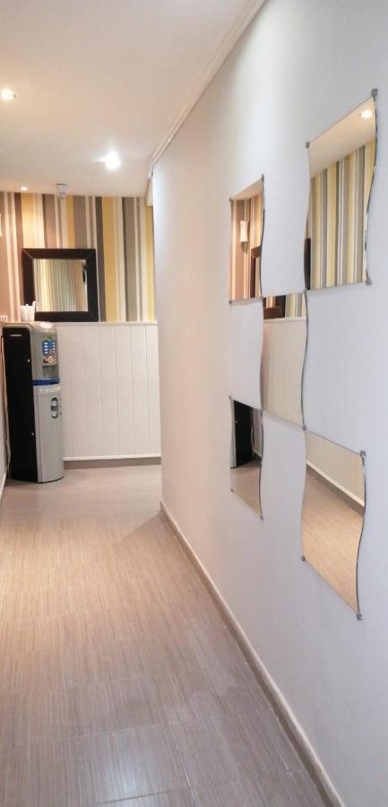 Hostal Oxum Madrid Eksteriør bilde