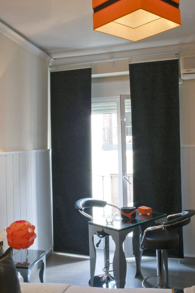 Hostal Oxum Madrid Eksteriør bilde