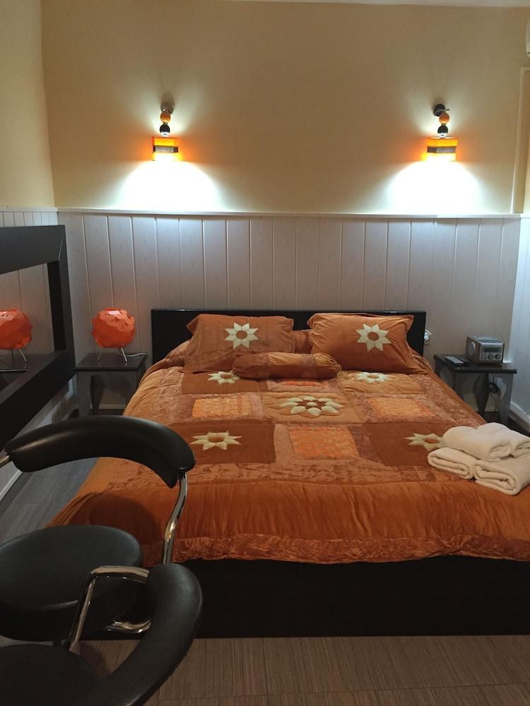 Hostal Oxum Madrid Eksteriør bilde